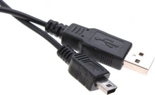 Laden Sie das Bild in den Galerie-Viewer, Grundig Mini-USB-Autoladegerät 12/24 V 1 A