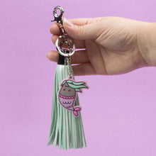 Laden Sie das Bild in den Galerie-Viewer, Thumbsup! Pusheen 3-In-1-USB-Ladekabel Tassel