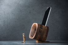 Laden Sie das Bild in den Galerie-Viewer, Trobla Verstärker iPhone 6(S)/7/8 10,1 cm Holz Braun