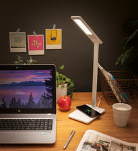 Laden Sie das Bild in den Galerie-Viewer, XD Collection drahtloses Ladegerät und Tischlampe 5W 38,6 cm