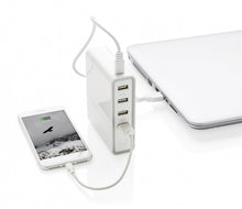 Laden Sie das Bild in den Galerie-Viewer, XD Collection Powerbank 20.000 mAh 10,8 x 9 cm Weiß