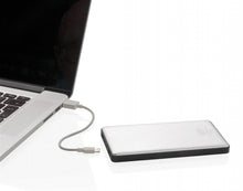 Laden Sie das Bild in den Galerie-Viewer, XD Collection Powerbank Dual 10.000 mAh 13,5 x 7 cm Alu Silber